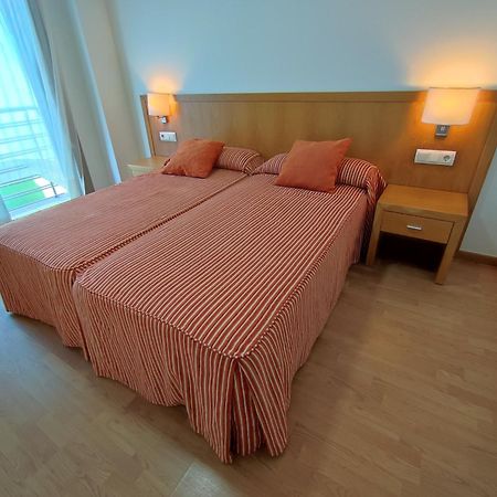 Apartamentos Marsil Монтальво Экстерьер фото