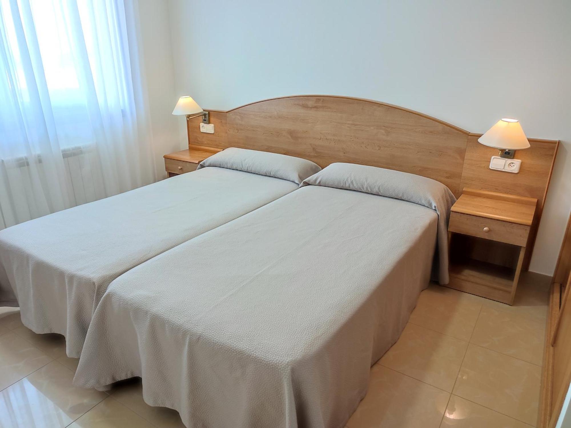 Apartamentos Marsil Монтальво Экстерьер фото
