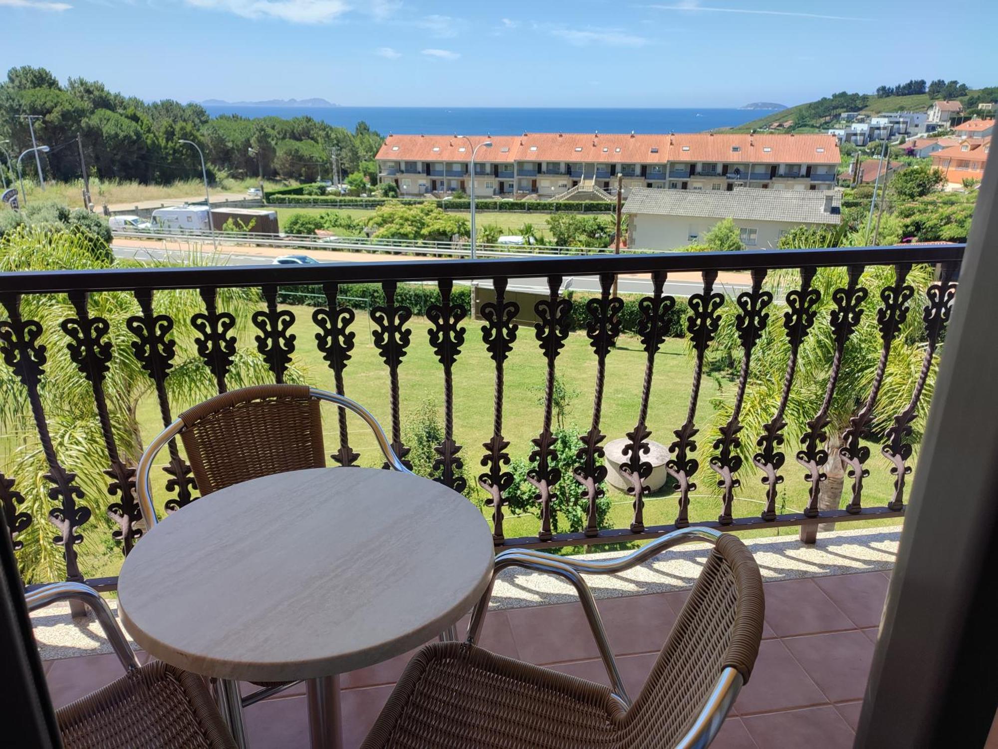 Apartamentos Marsil Монтальво Экстерьер фото
